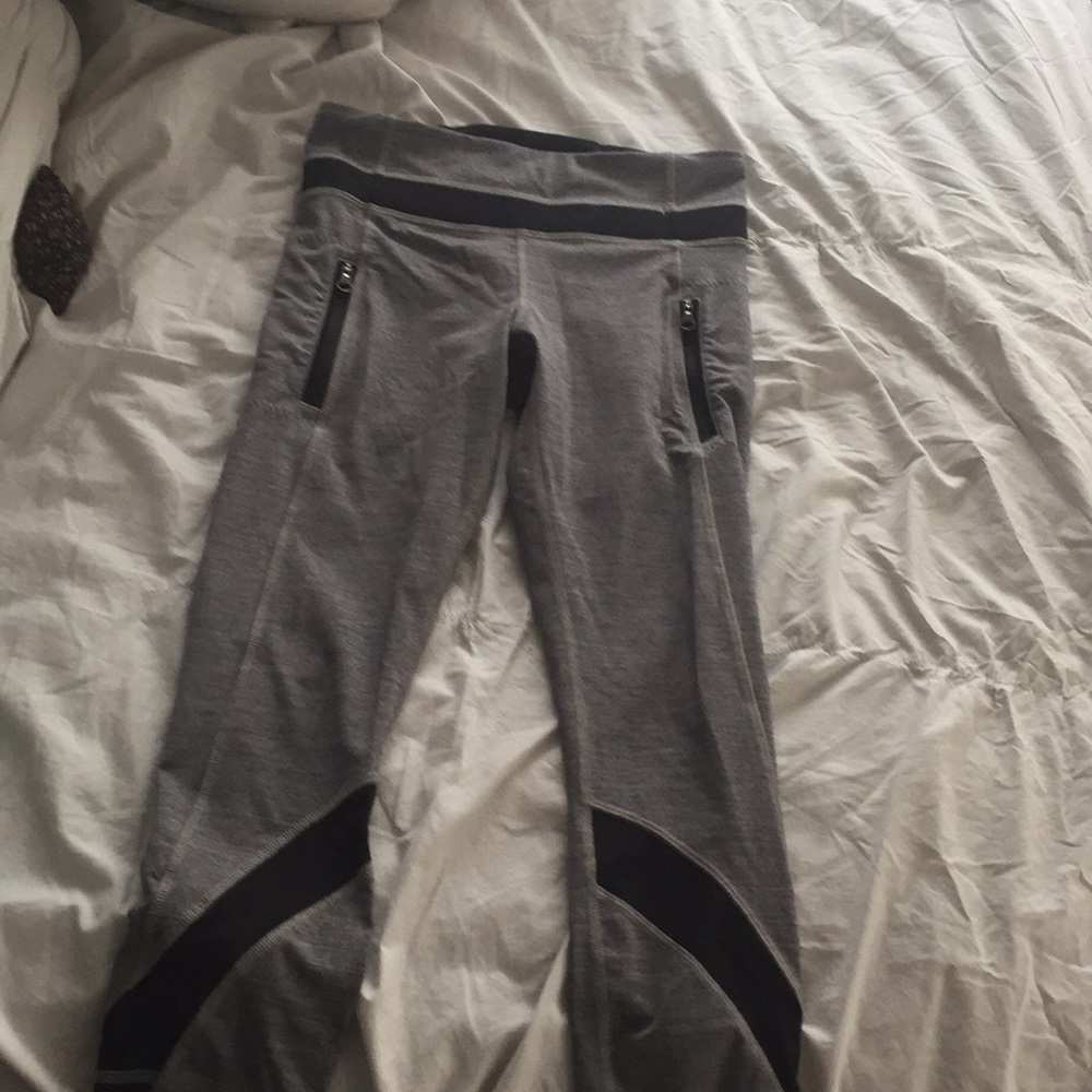 Lululemon leggings size 4
